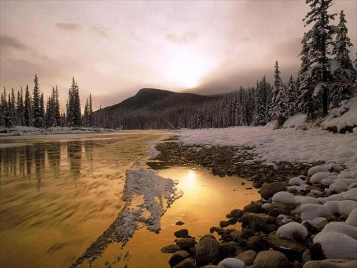 zima - Bow River, Rocky Mountains, Canada.jpg