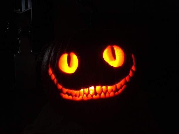 Halloween gt.lt - Halloween Cheshires Cat .jpg