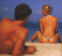 PIEKNE KOBIETY LATEM 2 - topless-beach.jpg