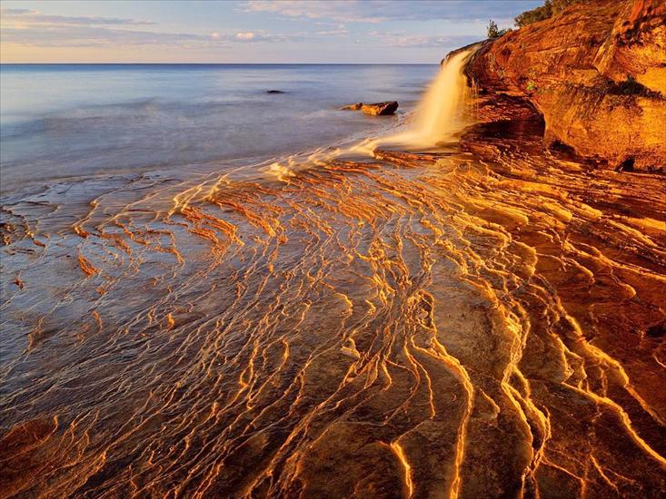 USA - Lake Superior, Pictured Rocks National Lakeshore, Michigan.jpg