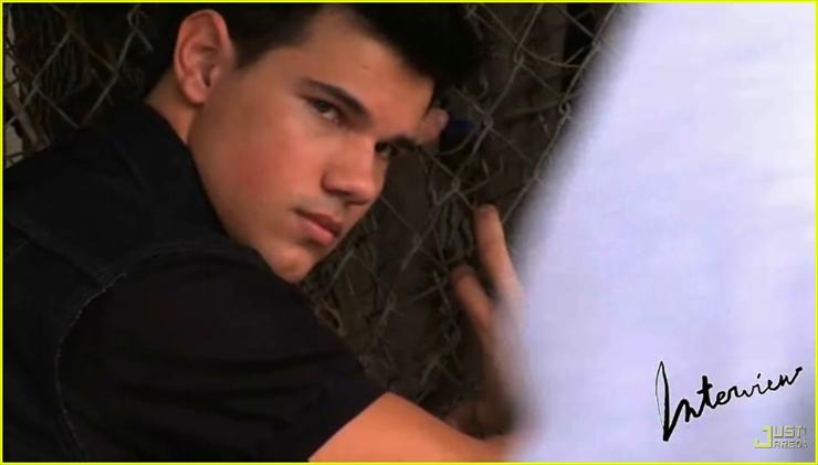 Taylor Lautner - taylor-lautner-interview-magazine-video-14.jpg