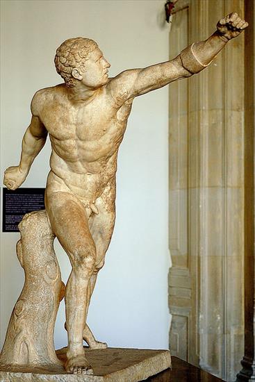 Starożytna Grecja, rzeźba i rzeźbiarze, obrazy - Grehell-Agasias-Borghese_Gladiator.jpg