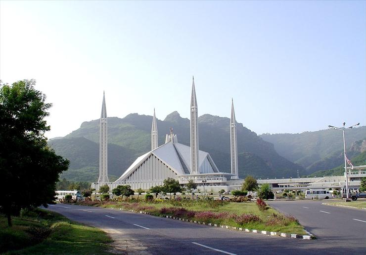 Islamabad - Faisal Mosque-Islamabad.jpg