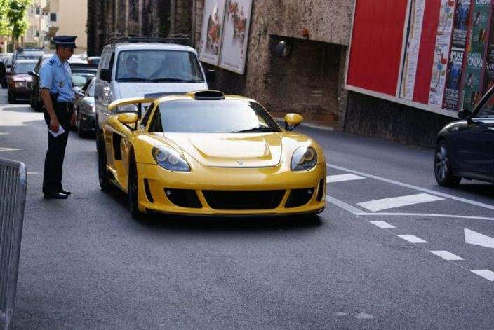 Na ulicach księstwa Monako - najdrozsze_samochody_w_ksiestwie_monako_12.jpg
