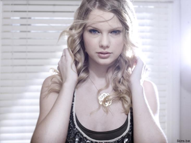 Taylor Swift - Taylor-taylor-swift-6692737-1024-768.jpg