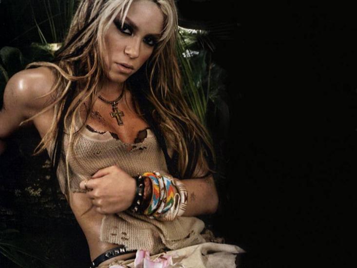Shakira Mebarak - 18.jpg