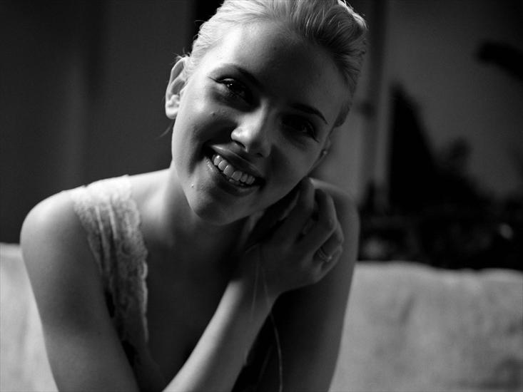Scarlett Johansson - 74939.jpg
