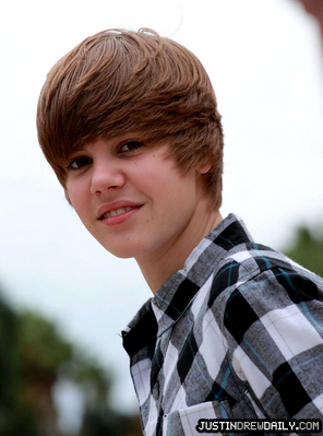 Justin Bieber - normal_msg-12717725736-3.jpg