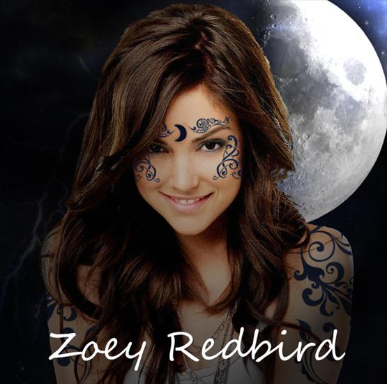 DOM NOCY - Zoey Selena Gomez.jpg