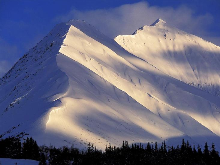 Tapety HD na pulpit - Whispering Mountain, Summit Lake Kenai, Alaska.jpg