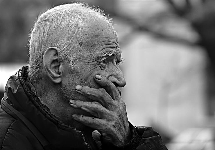 tapety - Old_man_by_MaraDamian.jpg