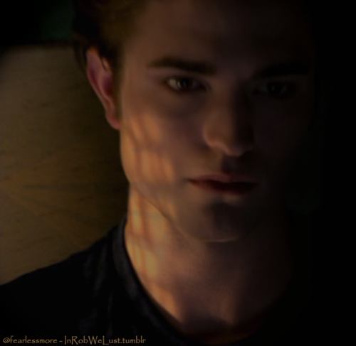as Edward - Eddie-Twilight.png
