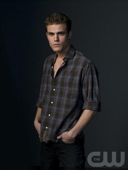 Paul Wesley - 19151571_w434_h_q80.jpg