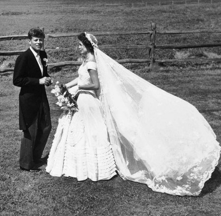 Rózne - Jacqueline Bouvier i John Kennedy - 1953 .jpg