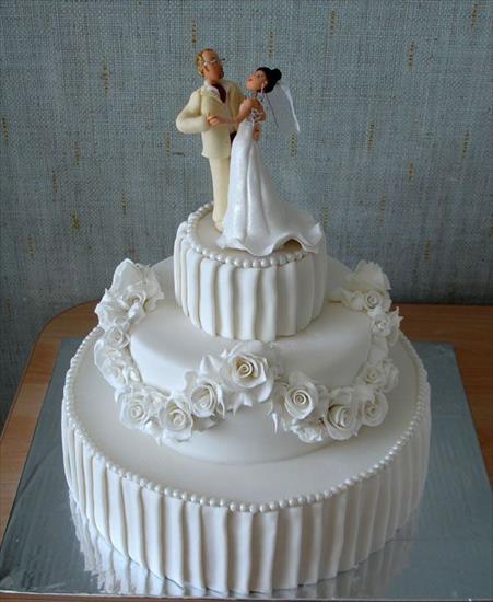 dekoracje nietypowych tortów weselnych - inne niż tradycyjne - 1 34.jpg