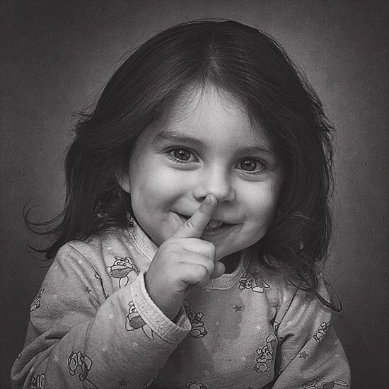dziecko - Alexey Demidoff_Shhhh....jpg