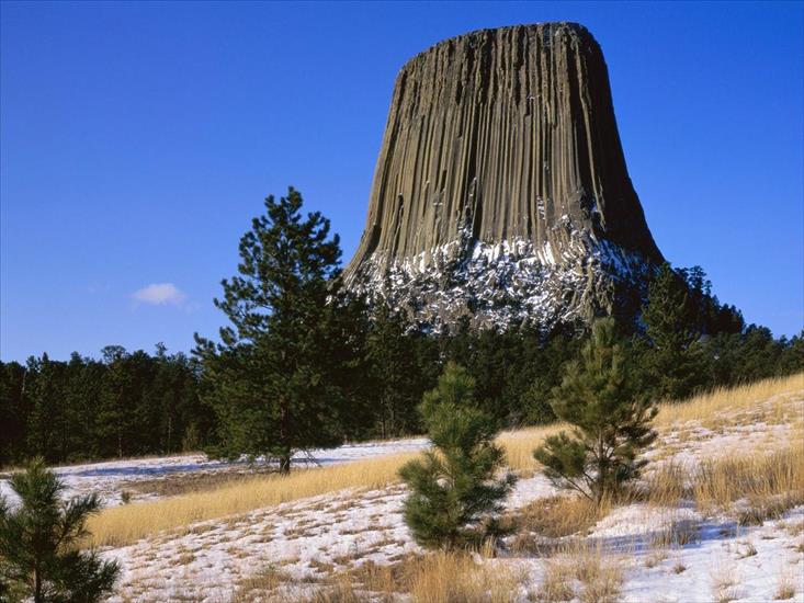 Tapety HD - Devils-Tower-National-Monument,-Wyoming.jpg