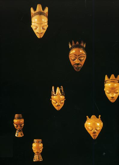 Art Africain - Ivoires Pende, Zaire Ivories Hangs, Zaire.jpg