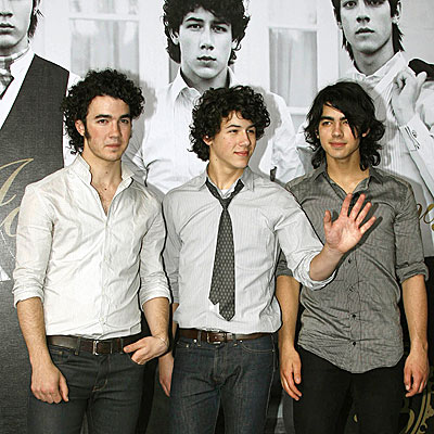 Jonas Brothers - jonas_brothers1.jpg