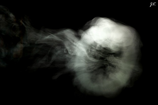 Dymek z papierosa - Image000831.jpg