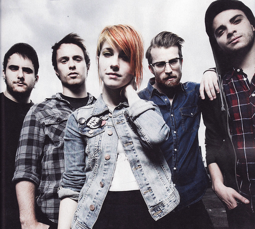Hayley Williams - PARAMORE - Paramore Rock Sound PNG.png