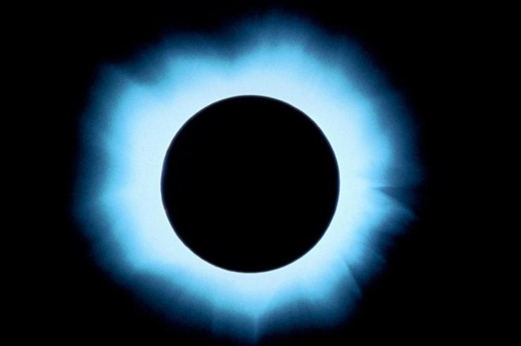 Webshots Collections - Full Solar Eclipse  Brand X  - Imagestate.jpg