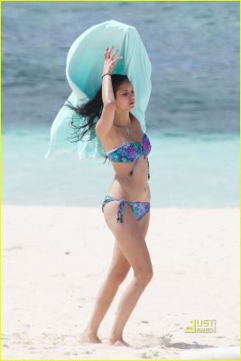 Nina na plaży z przyjaciółką i swoim agentem w Turks i Caicos - normal_ND  Turks and Caicos007.jpg