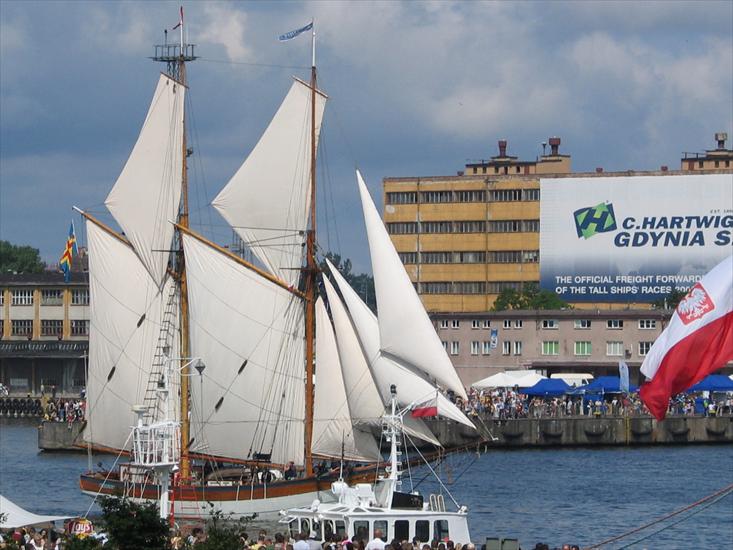 ChrisJack - Tall Ships Races 2009. Gdynia. ALBANUS wychodzi z portu.jpg