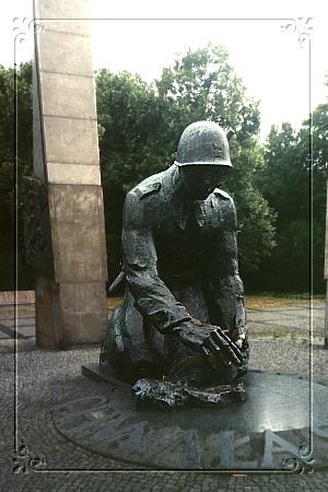 Pomniki w Warszawie - z9.jpg