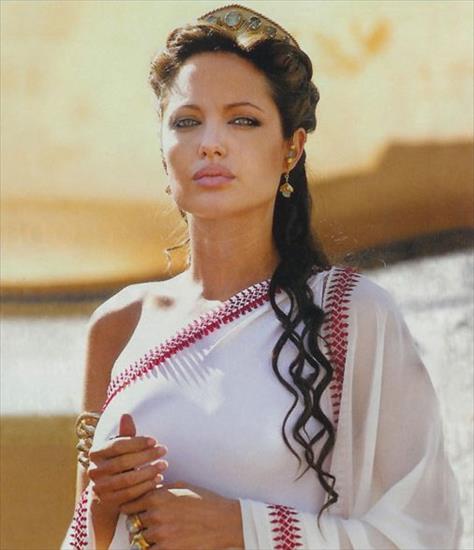 Angelina Jolie - Aleksander.jpg